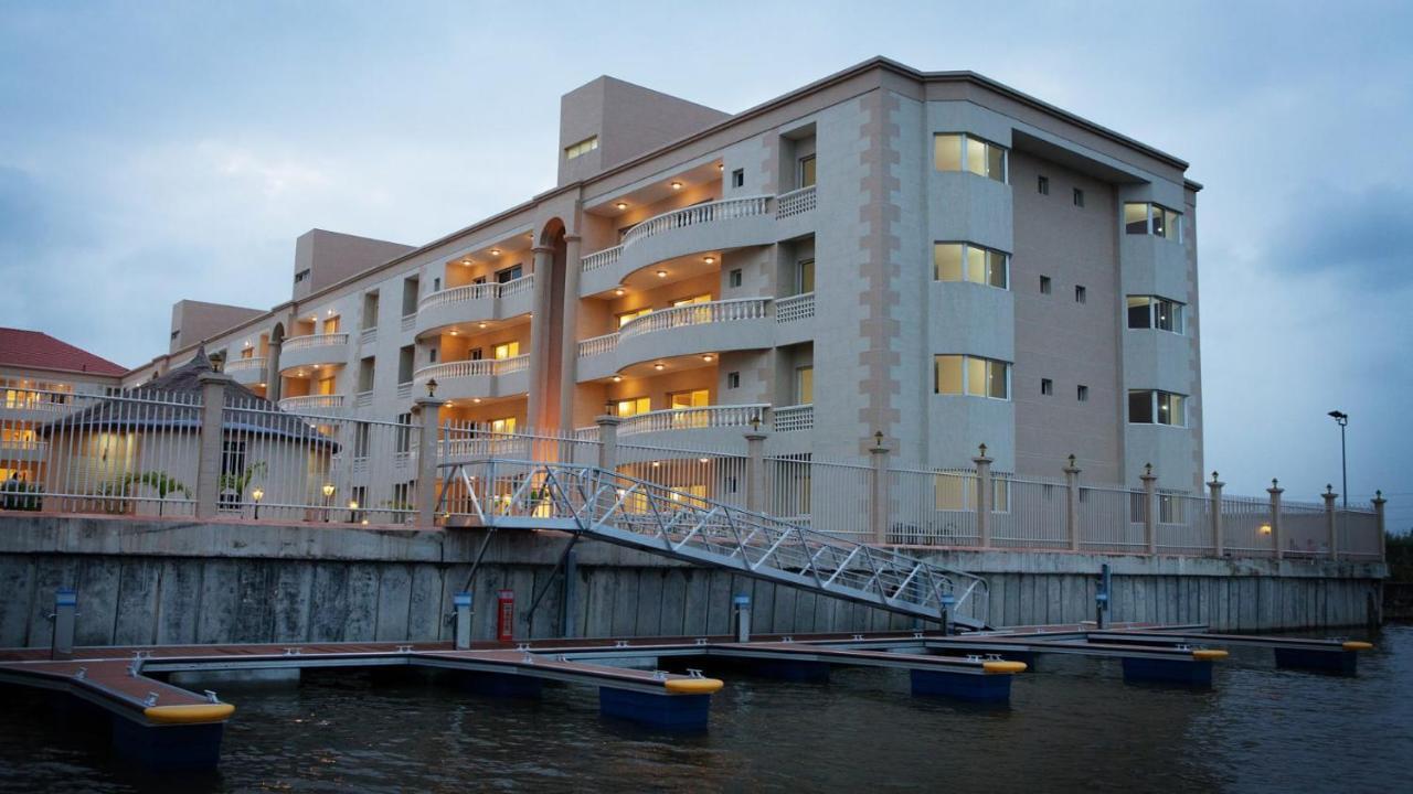 Guided Hospitality - Luxury Accommodations Lagos Bagian luar foto