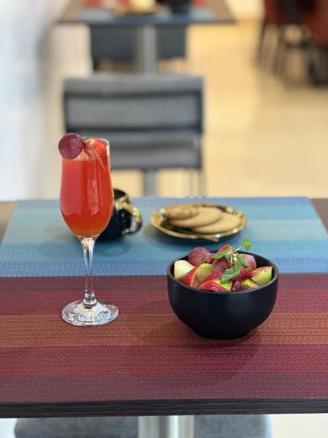 Guided Hospitality - Luxury Accommodations Lagos Bagian luar foto
