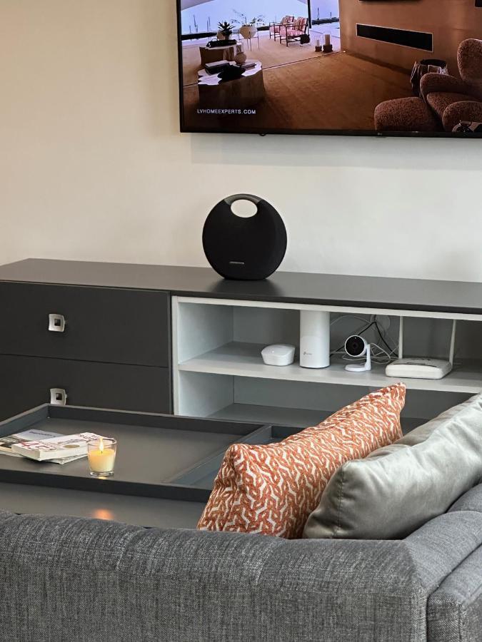 Guided Hospitality - Luxury Accommodations Lagos Bagian luar foto