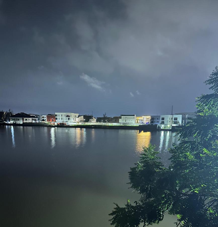 Guided Hospitality - Luxury Accommodations Lagos Bagian luar foto