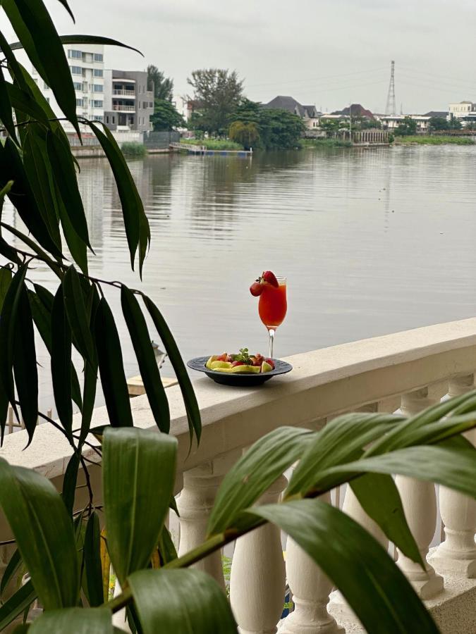 Guided Hospitality - Luxury Accommodations Lagos Bagian luar foto