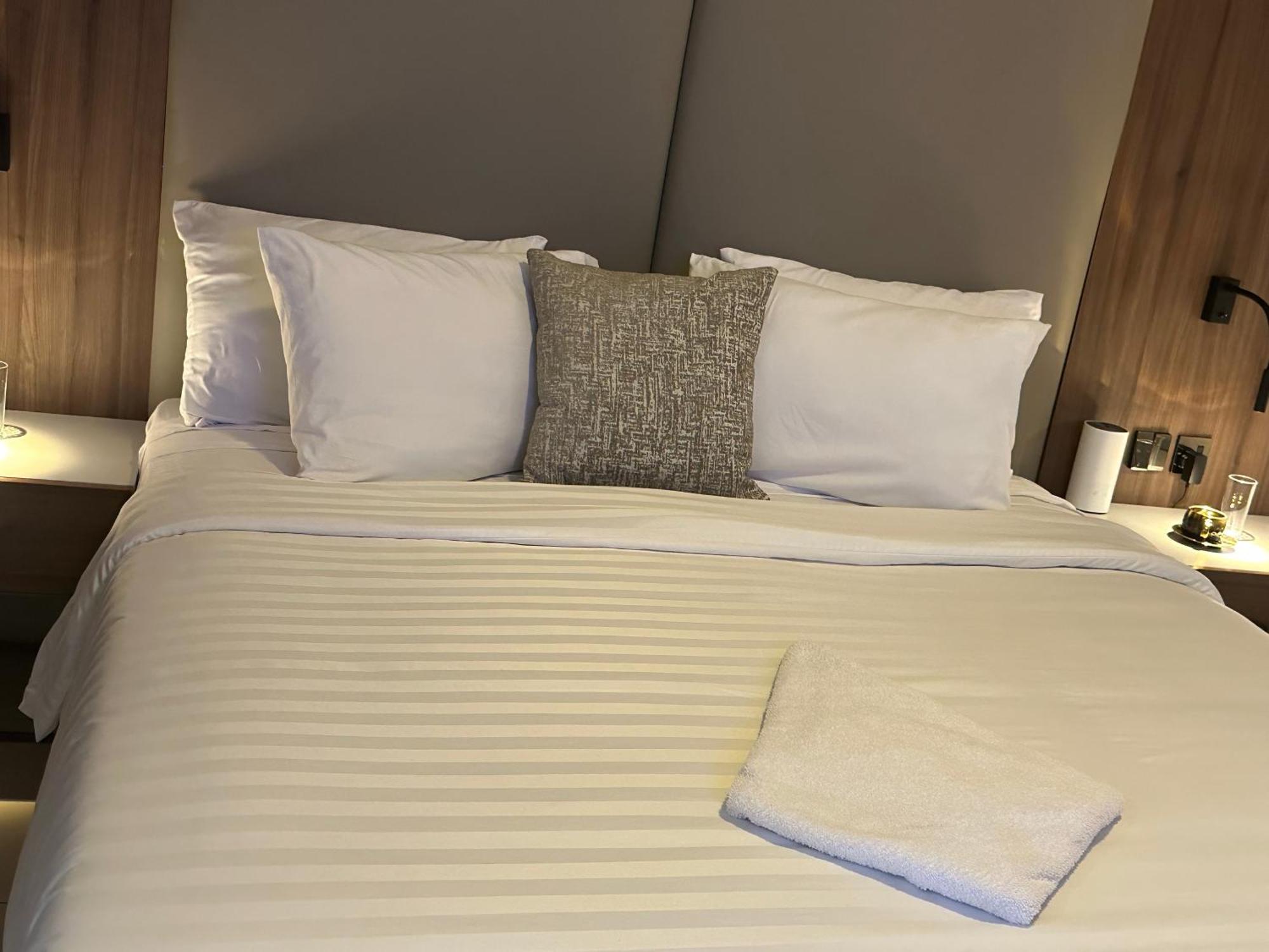 Guided Hospitality - Luxury Accommodations Lagos Bagian luar foto