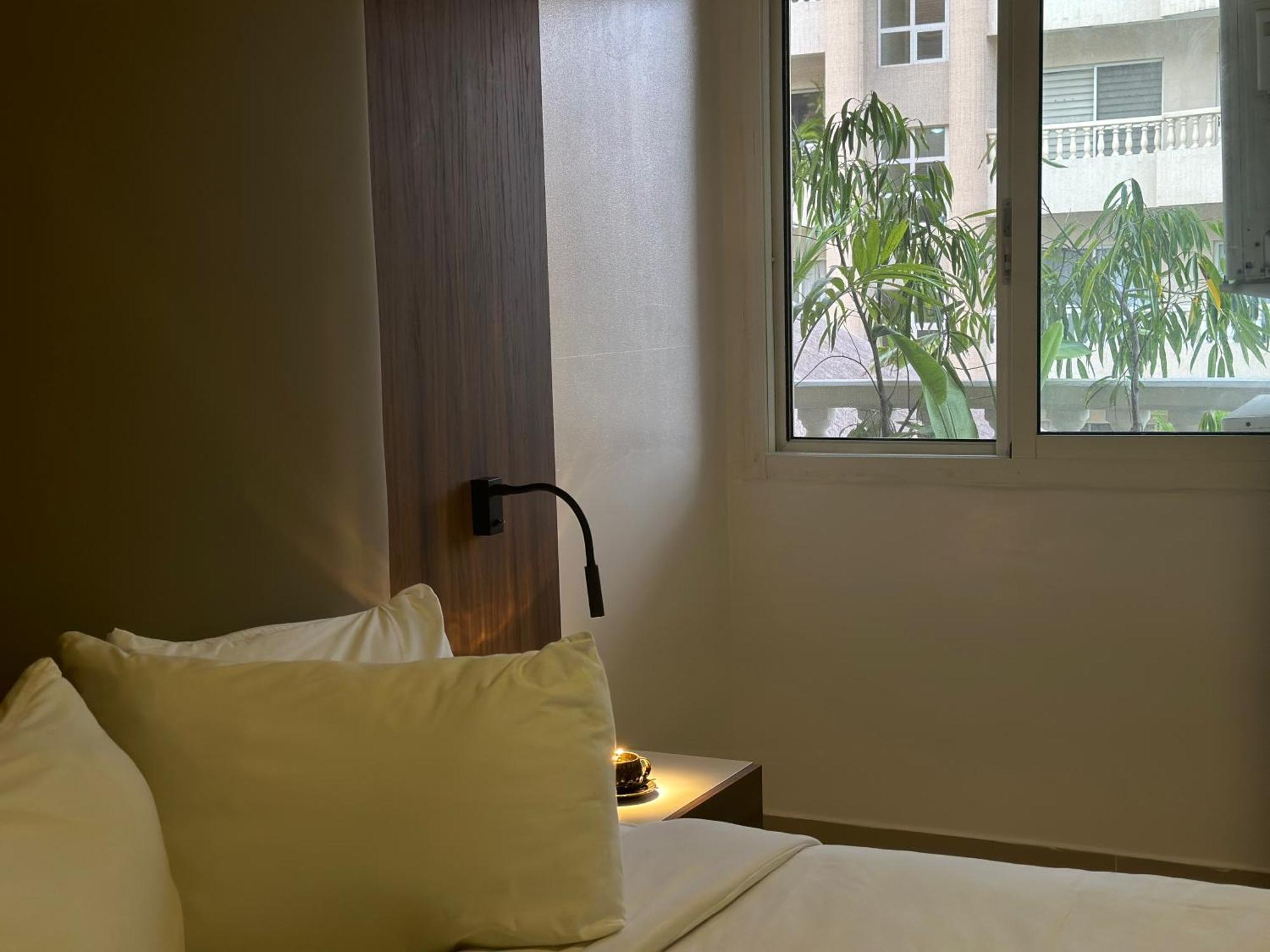 Guided Hospitality - Luxury Accommodations Lagos Bagian luar foto